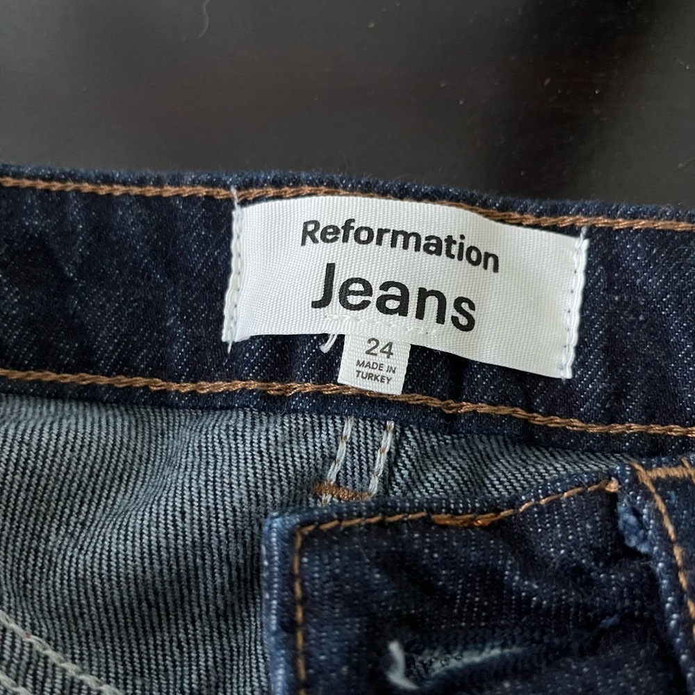 Reformation High-Rise Straight Jeans in Dark Indigo - Picture 7 of 12